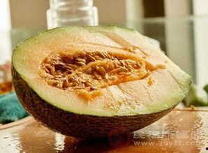 吃完哈密瓜可以吃鲍鱼吗