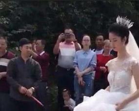新郎群里吃瓜,一场别开生面的婚礼筹备趣事